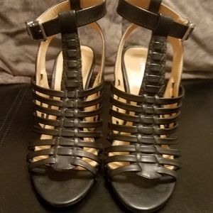 Express black strappy sandals size 6
